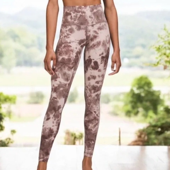 lululemon athletica Pants - lululemon Align High-Rise Crop 21"   - size 6